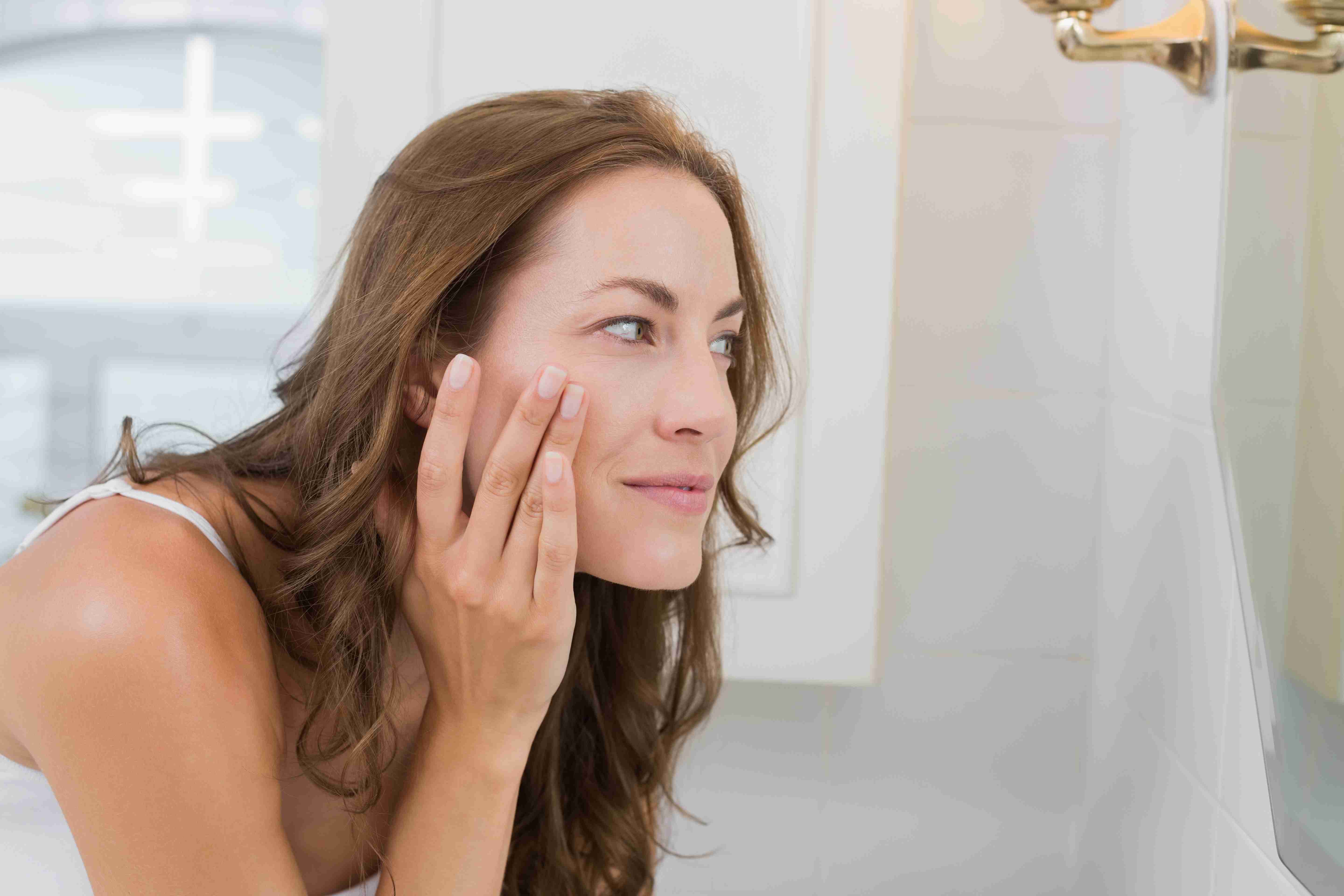 Barrier repair therapy for sensitive skin